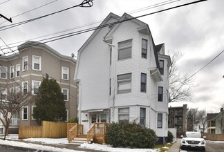 Building Photo - 86 Cochran St