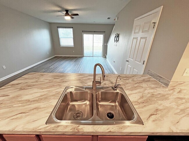 Foto del edificio - 26 Mustard Hill Ct