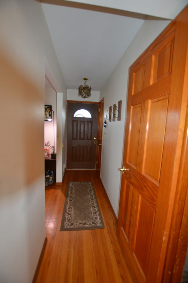 90 Preston Ave, Staten Island, NY 10312 House Rental in Staten Island