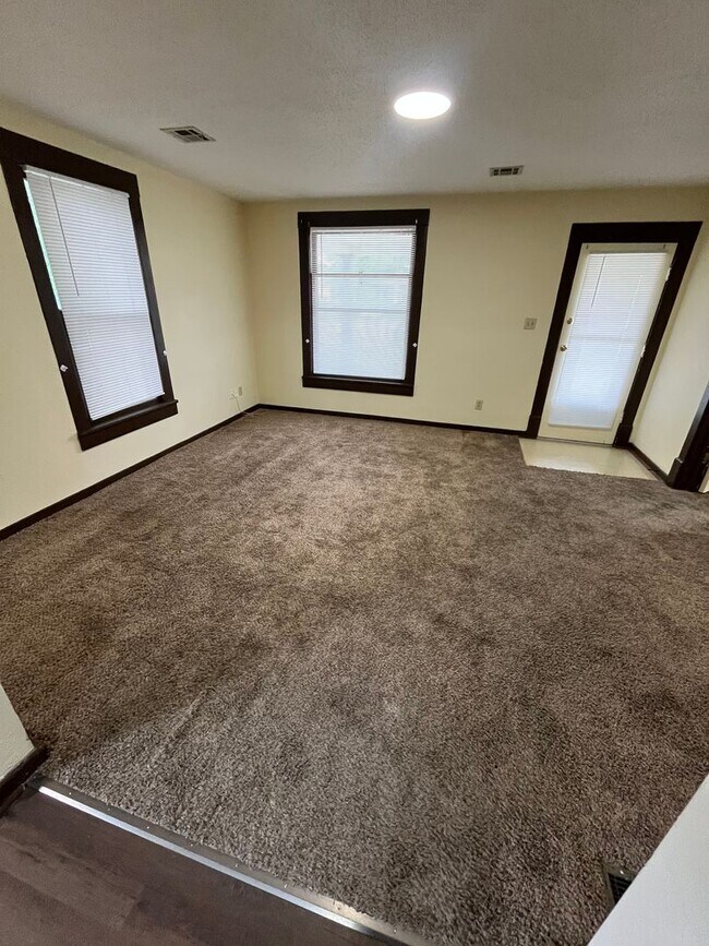Foto del edificio - 3 Bedroom, 1 Bathroom House