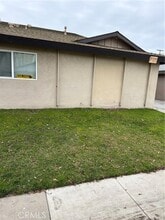 Building Photo - 1810 W Glen Ave