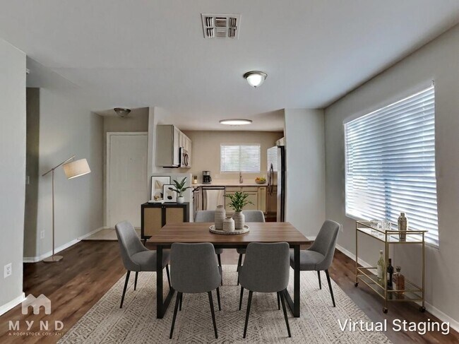 Foto del edificio - 16025 W Lilac St