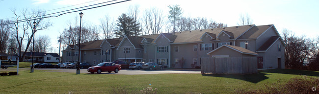 Building Photo - Hillside Place Apartments