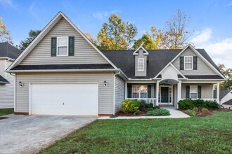 Building Photo - 4020 River Falls Dr
