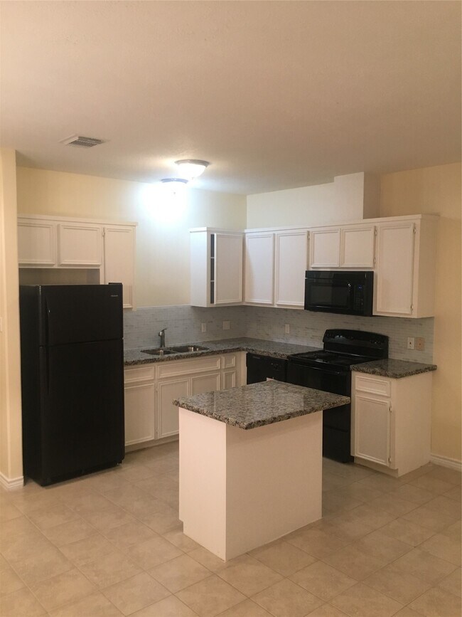 Foto del edificio - 10642 Logger Pines Trail