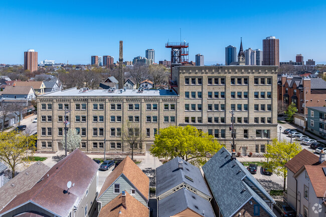 Building Photo - Western Leather Lofts
