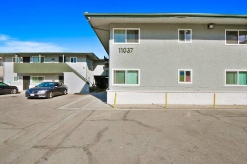 Foto principal - 11037 Ferina St