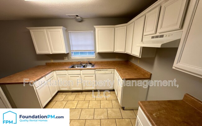 Foto del edificio - 4136 Hampton Manor Cove