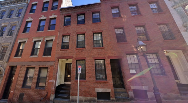 Building Photo - 59 Joy St