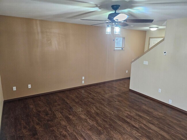 Foto del edificio - 3 Bed Home in Yelm For Rent!