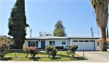 Building Photo - 25417 Lane St