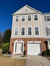 Building Photo - 401 Sutter Gate Ln