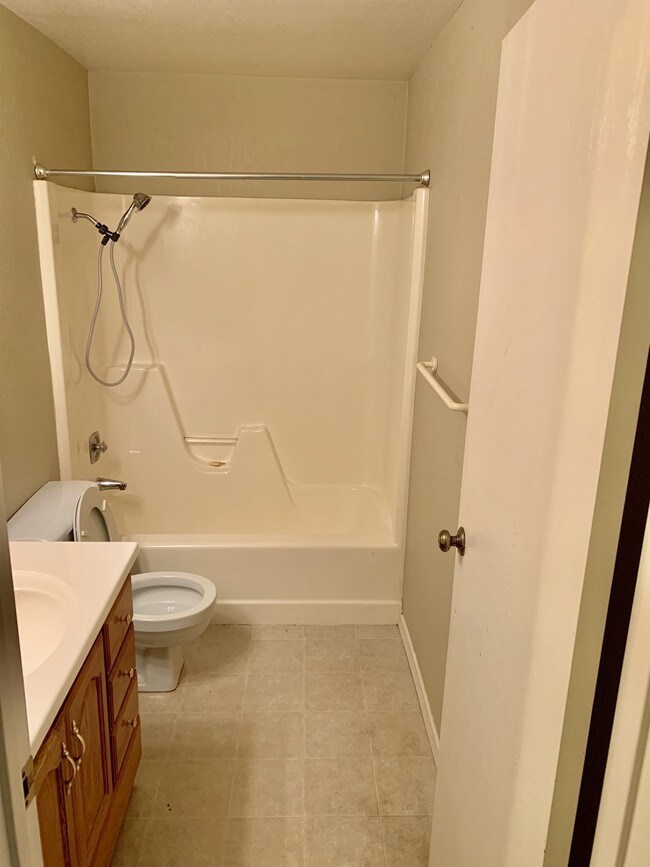 Foto del edificio - 5842 NE 75th St