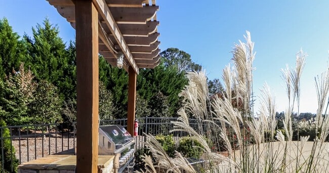 Foto del edificio - The Fountains at Kelly Mill