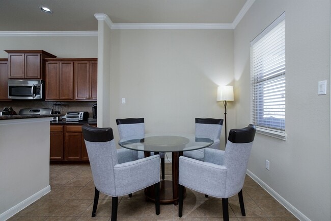 Building Photo - 171 Black Swan Pl