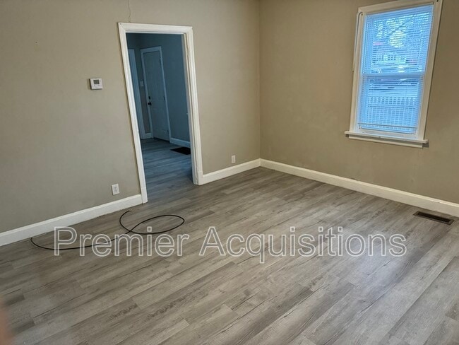 Building Photo - 478 Dulaney Ave