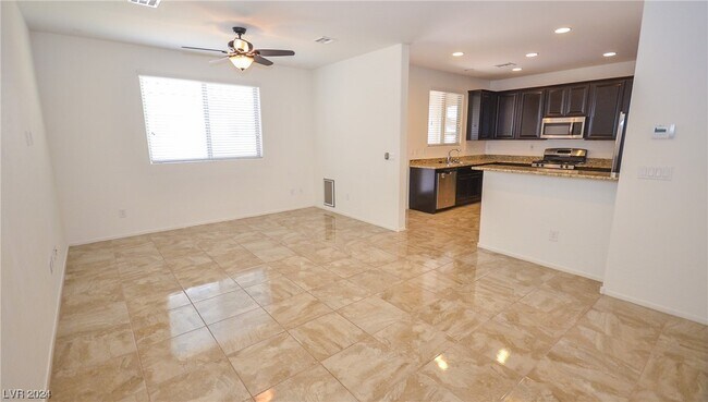 Building Photo - 7724 Flowering Quince Dr