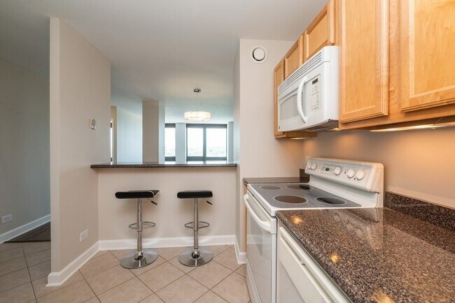Foto del edificio - 5320 N Sheridan Rd