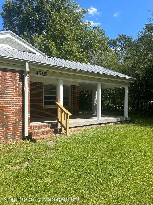 2 br, 1 bath House 4515 Skyline Dr House Rental in Anniston, AL