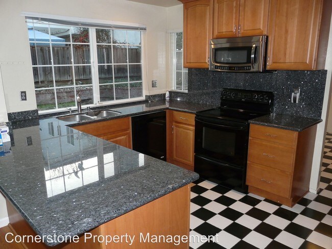 Foto del edificio - 3 br, 2.5 bath House - 4943 Scarlett Way