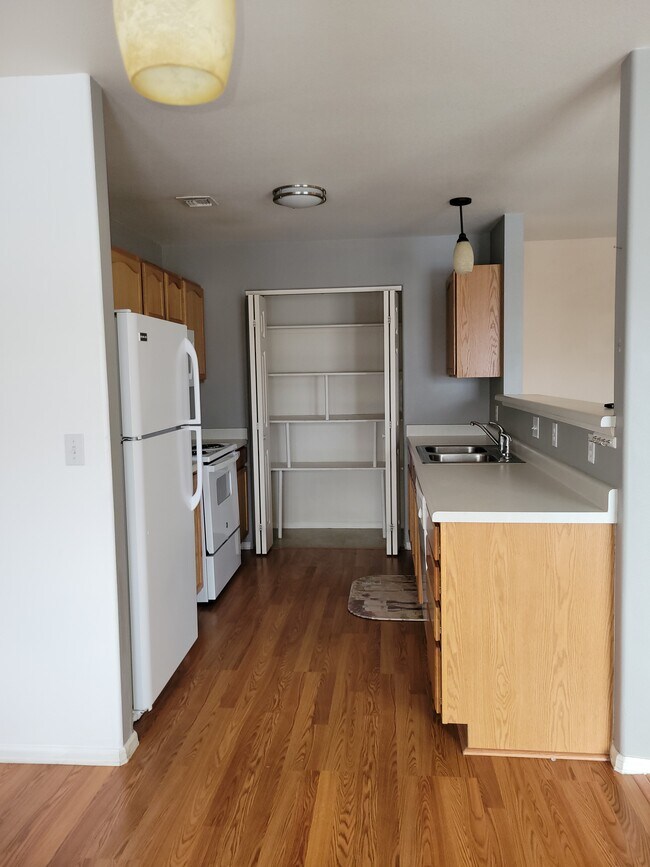 35 Angelica Cir, Parachute, CO 81635 Townhome Rentals in Parachute CO