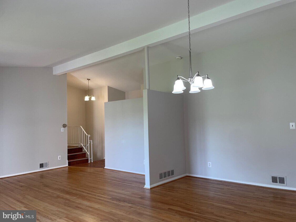 Foto principal - 2406 Sylvale Rd