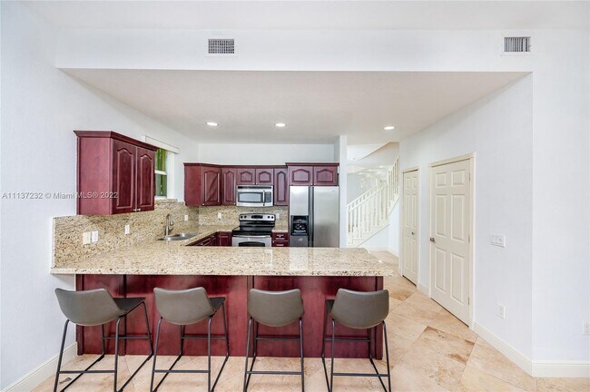 Foto del edificio - 2921 SW 30th Ct