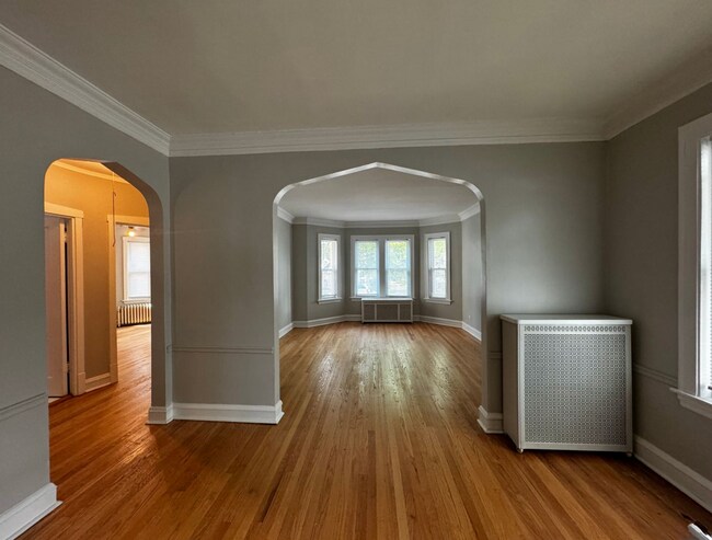 Dining Room - 3304 W Catalpa Ave