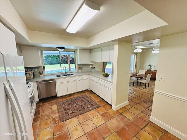 Foto del edificio - 7485 SW 126th St