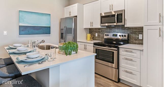 Foto principal - 2 br, 2 bath Townhome - 10401 NW 7th St