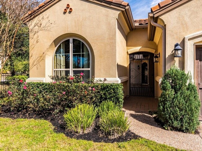 Building Photo - 11725 Shadestone Terrace