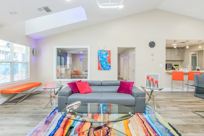 Building Photo - The Park at Bristol