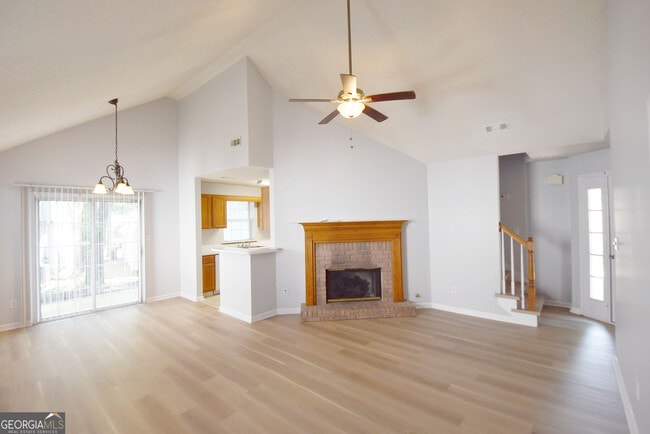 Building Photo - 402 Sherrels Ford