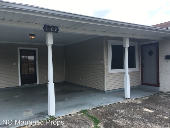 Foto del edificio - 3 br, 1.5 bath House - 1509 Vegas Dr.