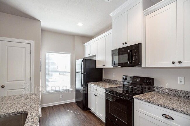 Building Photo - 1202 Joiner Cir