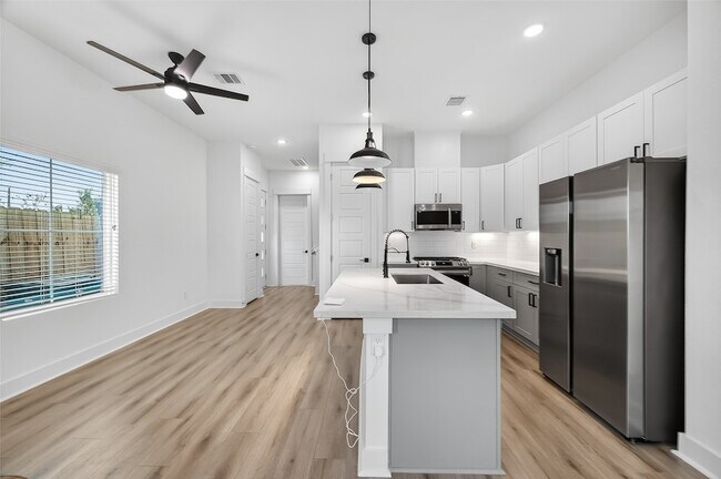 Foto del edificio - 314 Neyland St