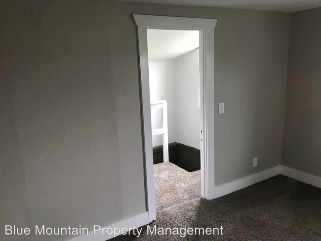 Building Photo - 2 br, 1 bath House - 2147 W Gardner Ln