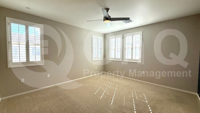 Foto del edificio - 2664 S Peppertree Dr