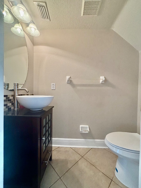 Building Photo - 13576 Forest Lake Dr