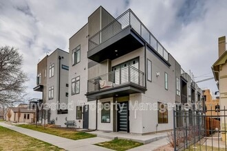 Building Photo - 2131 N Marion St