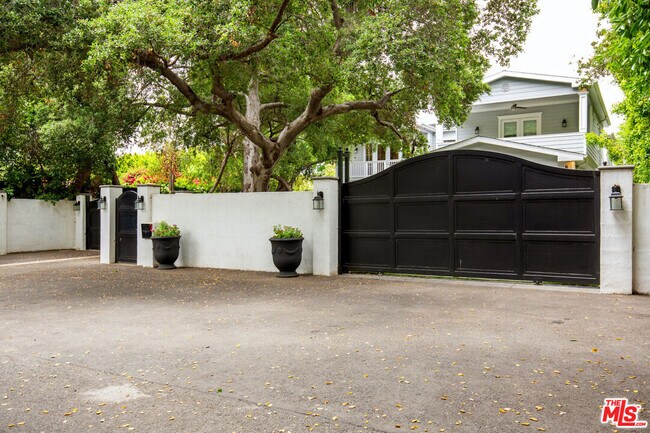 Foto del edificio - 17524 Jayden Ln