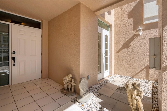 Foto del edificio - 3910 Windward Passage Cir