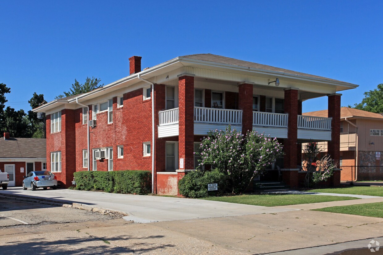 Foto principal - 1416 NW 25th St