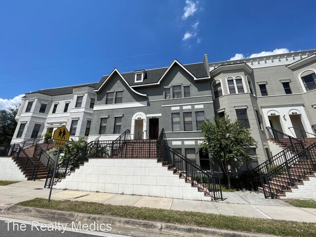 Building Photo - 3 br, 3.5 bath House - 532 Copley Ln