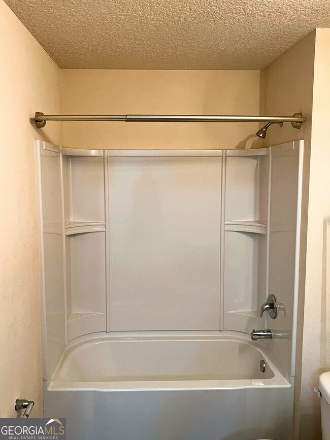 Foto del edificio - 232 Brooklet Cir