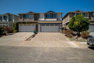 Building Photo - 1543 Shoal Dr