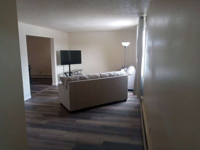 Foto del edificio - 380 S Wagon Wheel Dr