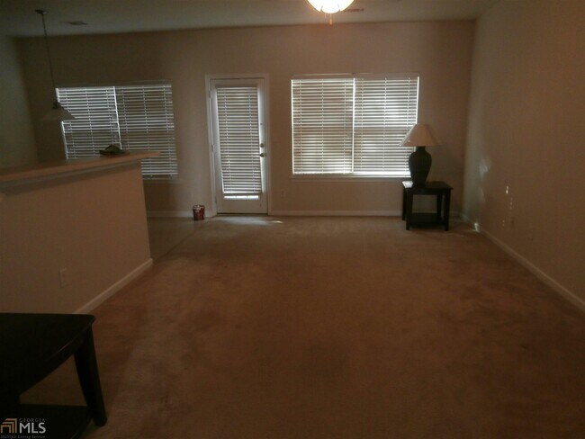 Foto del edificio - 1520 Rogers Preserve Rd