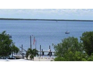  - 101640 Overseas Hwy