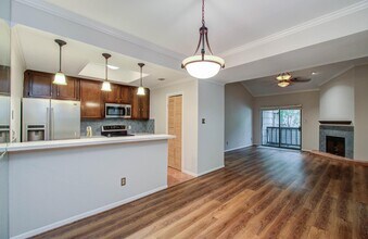 Building Photo - 11711 Memorial Dr